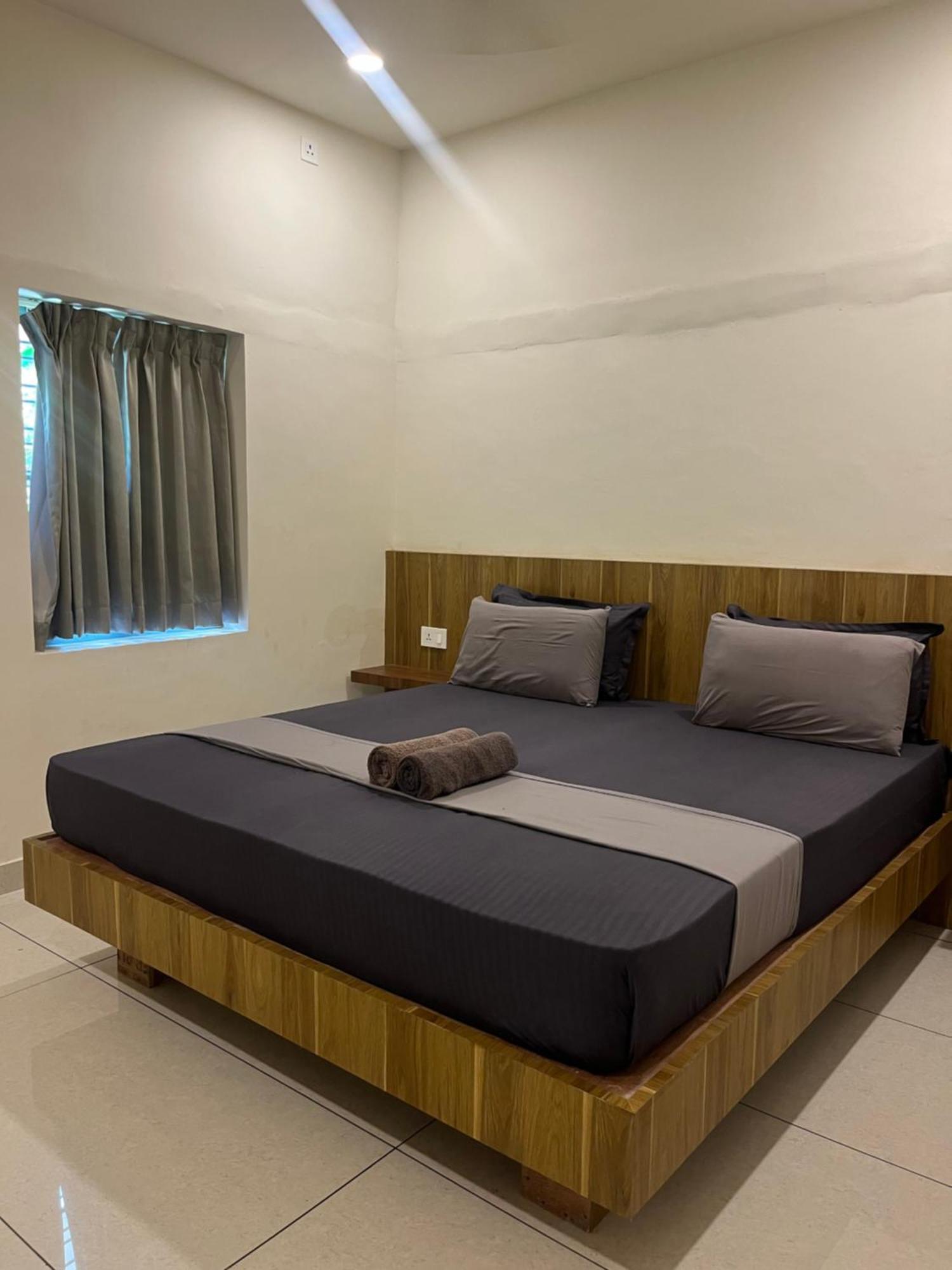 Paddlecult Surf Retreat Bed & Breakfast Varkala Dış mekan fotoğraf