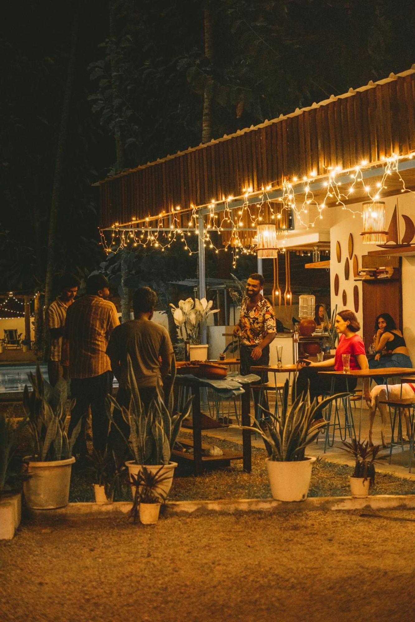 Paddlecult Surf Retreat Bed & Breakfast Varkala Dış mekan fotoğraf
