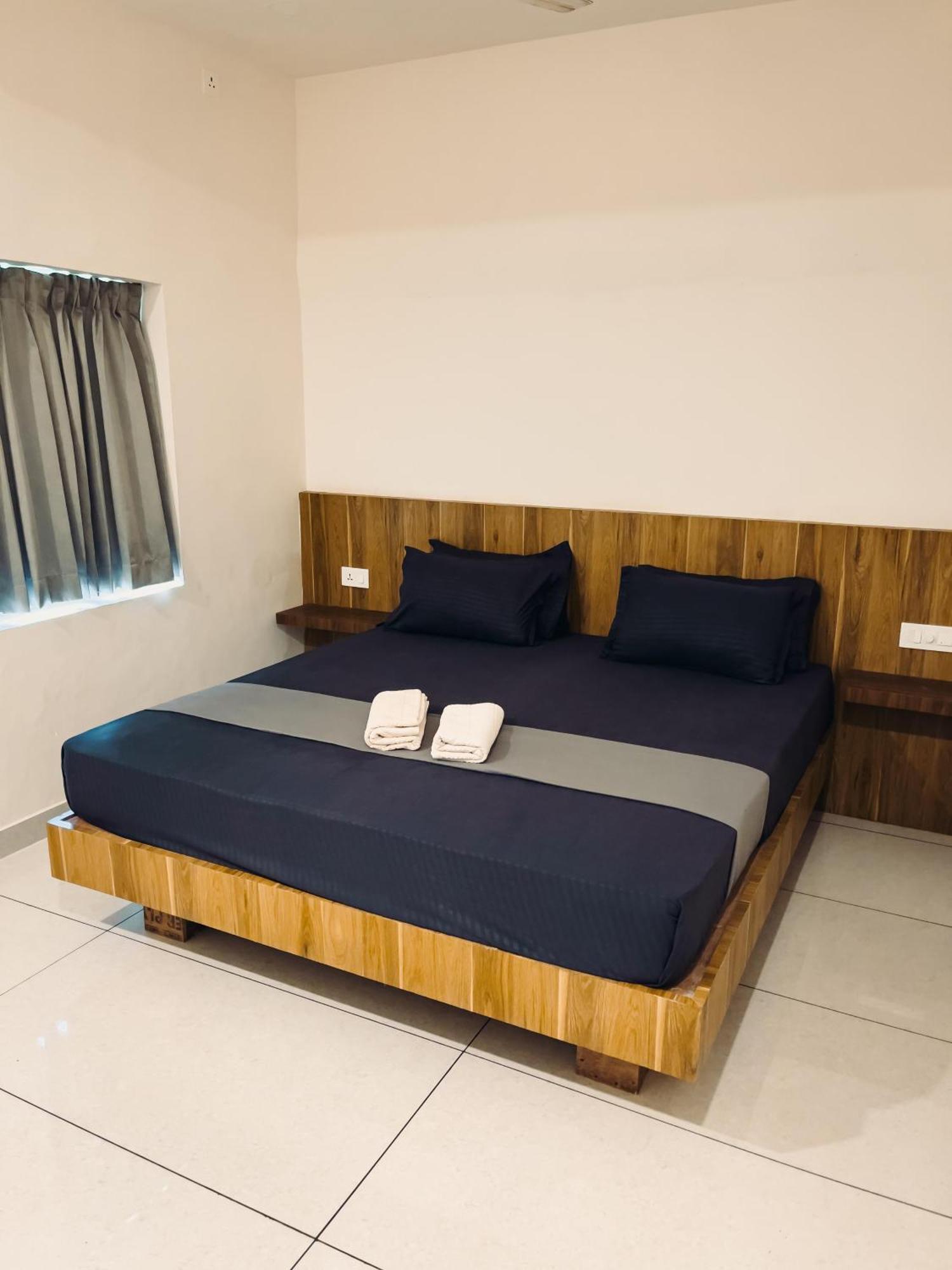 Paddlecult Surf Retreat Bed & Breakfast Varkala Dış mekan fotoğraf