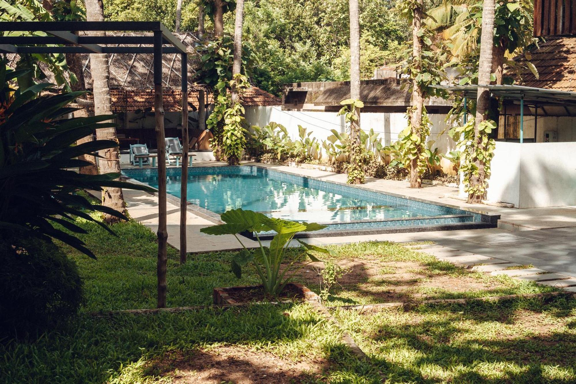 Paddlecult Surf Retreat Bed & Breakfast Varkala Dış mekan fotoğraf